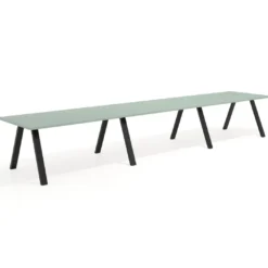 Mesa de oficina progresiva UvePro triple, fondo 100cm, estructura negra