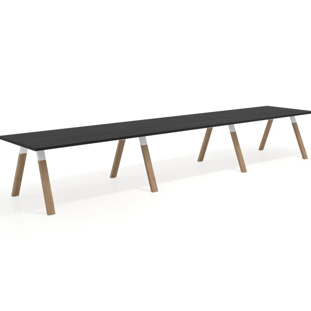 Mesa de oficina progresiva UvePro triple, fondo 100cm, estructura blanca, patas de madera