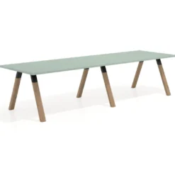 Mesa de oficina progresiva UvePro doble, fondo 100cm, estructura negra, patas de madera