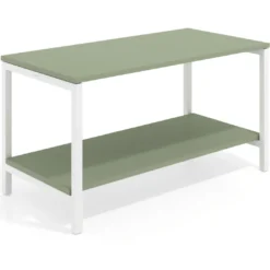 Mesa de trabajo expositor Kube con 2 niveles, estructura blanca