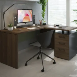 Mesa de Escritorio con cajones en L Work Plus, ala corta, fondo 60, frontales melamina estructura mistral