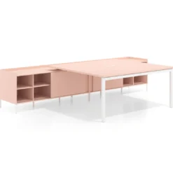 Mesa de oficina doble con pedestal estantes Kube, encimera única, estructura blanca