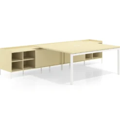 Mesa de oficina doble con pedestal estantes Kube, encimera única, estructura blanca