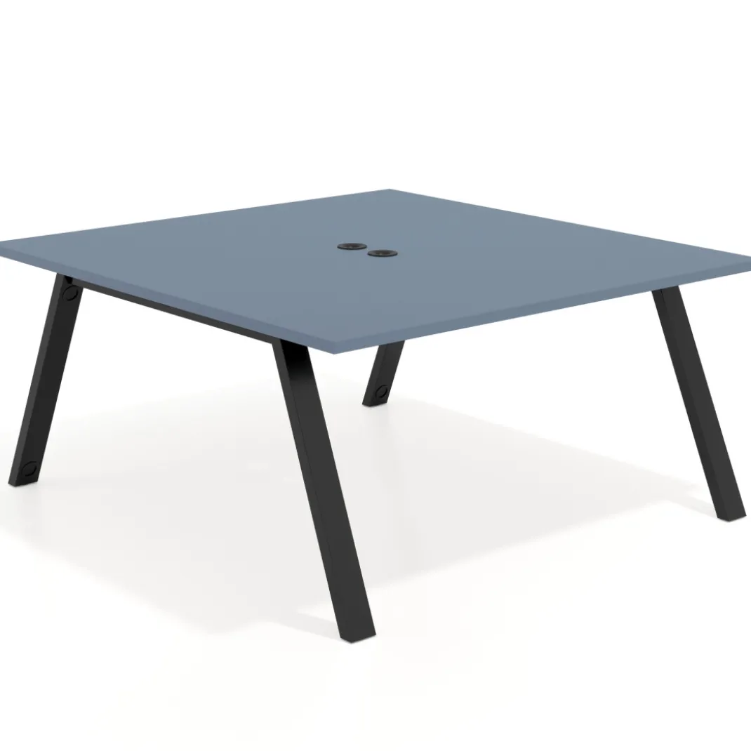 Mesa de oficina doble UvePro fondo 166, cantos rectos, estructura negra