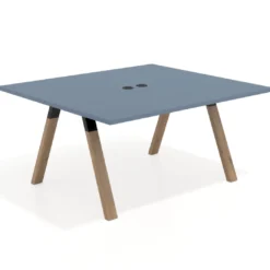 Mesa de oficina doble UvePro fondo 142, cantos rectos, estructura negra/madera