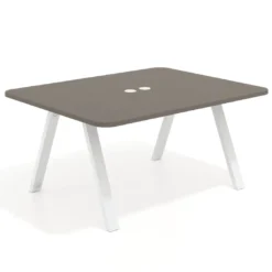 Mesa de oficina doble UvePro fondo 126, cantos redondeados, estructura blanca