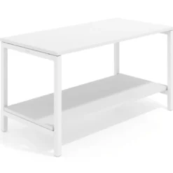 Mesa de trabajo expositor Kube con 2 niveles, estructura blanca