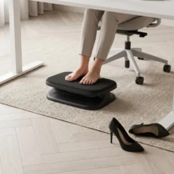 Reposapies acolchado Comfort, ajustable en altura e inclinación