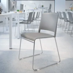 Silla confidente Lotus, estructura patin