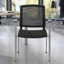 Silla Confidente Maya estructura patin red