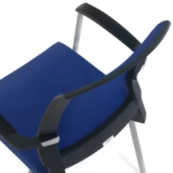 Silla Confidente Maya estructura patin red