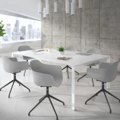 Silla de reuniones Elisa, base piramidal