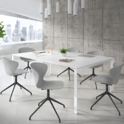 Silla de reuniones Wendy, base piramidal