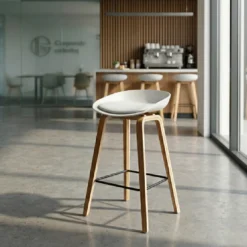 Taburete de oficina Uma, patas de madera