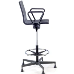 Taburete de trabajo con brazos Orbit, poliuretano rígido
